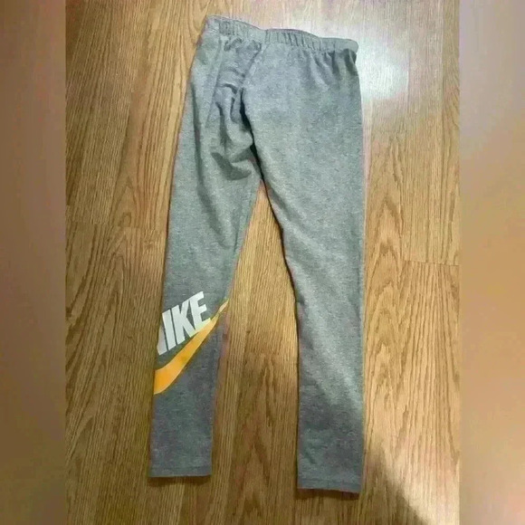 Nike leggings, women’s size small, gray with orange swoosh - Picture 4 of 4